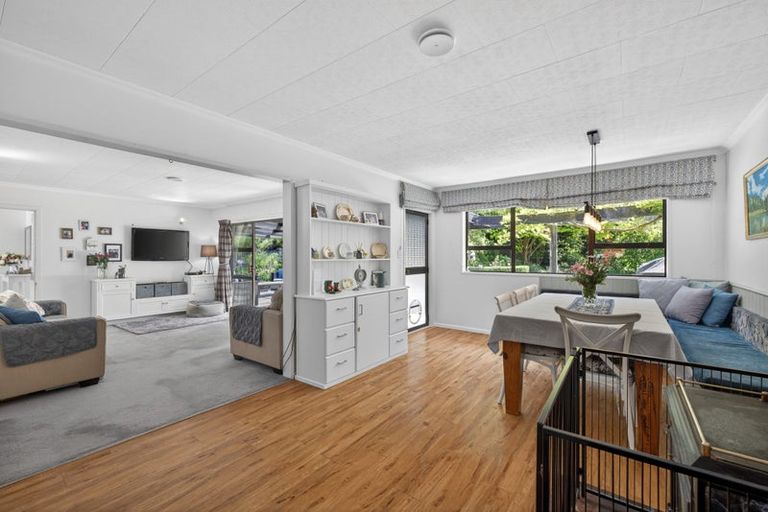 Photo of property in 32 Scarlet Oak Drive, West Melton, Christchurch, 7676