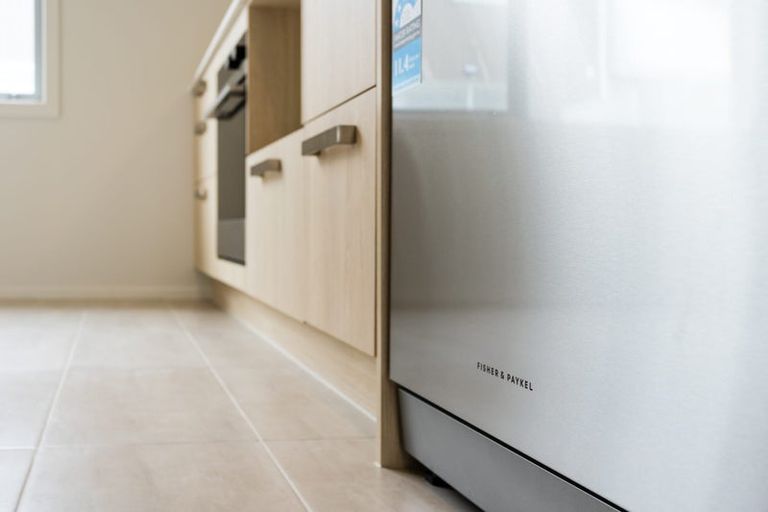 Photo of property in 8 Ceramic Lane, New Lynn, Auckland, 0600