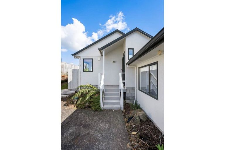 Photo of property in 8a Stembridge Avenue, Pukekohe, 2120