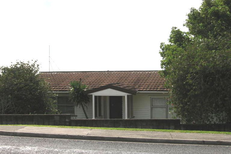 Photo of property in 63b Sunset Road, Totara Vale, Auckland, 0632