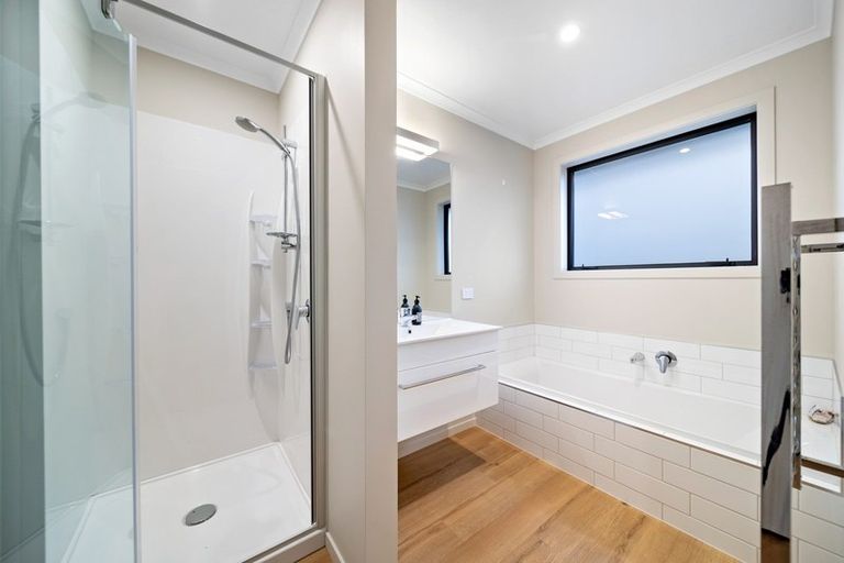 Photo of property in 78 Stratford Drive, Mount Pisa, Cromwell, 9383