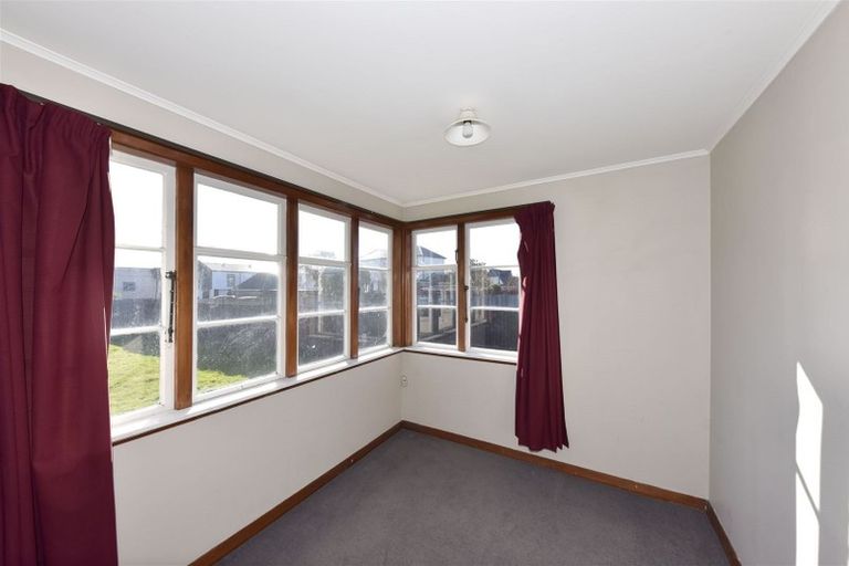 Photo of property in 8 Rowe Place, Burwood, Christchurch, 8061