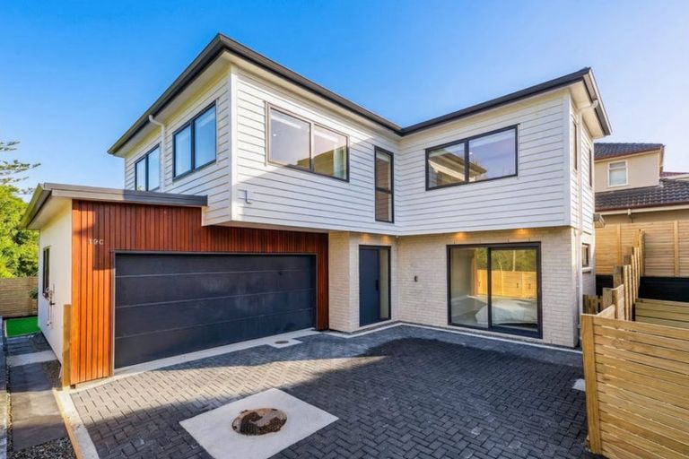 Photo of property in 19c Bardia Street, Belmont, Auckland, 0622