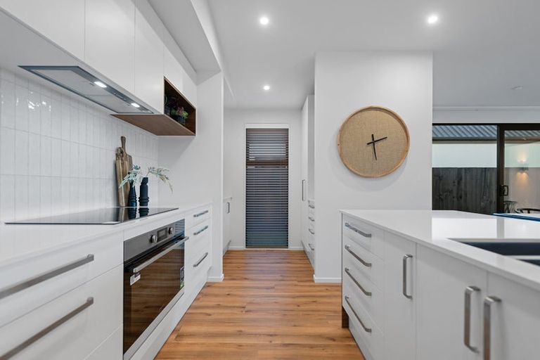 Photo of property in 43 Timara Crescent, Marshland, Christchurch, 8083