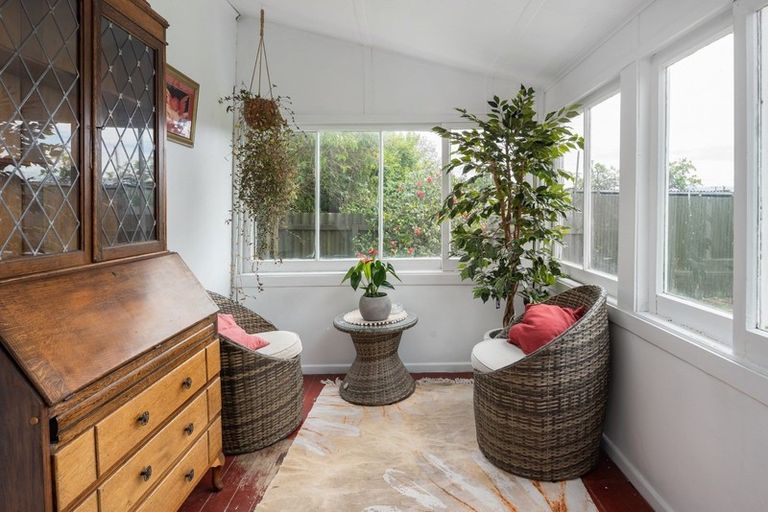 Photo of property in 6 Warwick Street, Mayfield, Blenheim, 7201