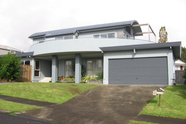 Photo of property in 5 Andrea Place, Sunnyhills, Auckland, 2010
