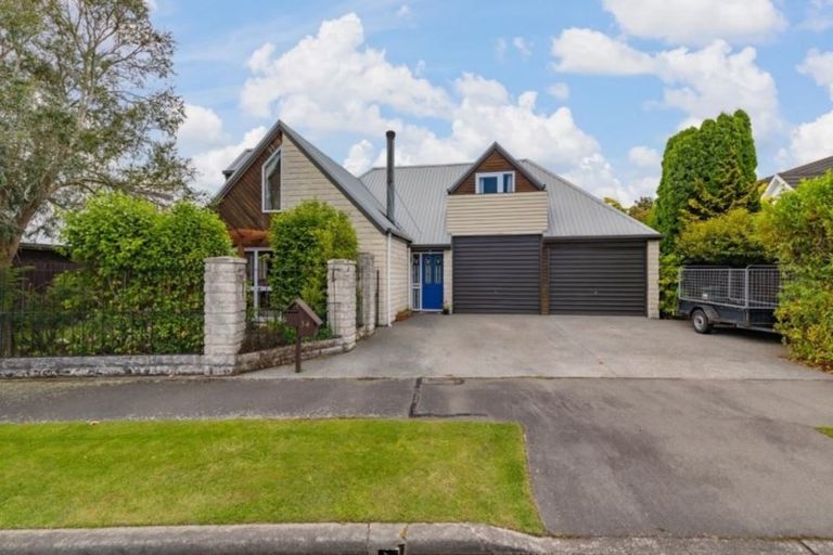 Photo of property in 34 Townshend Crescent, Halswell, Christchurch, 8025