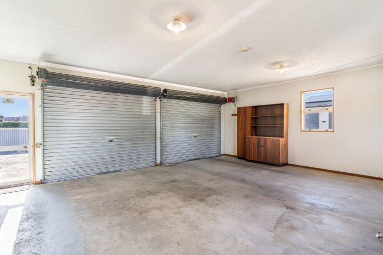 Photo of property in 27 Eglinton Street, Winton, 9720