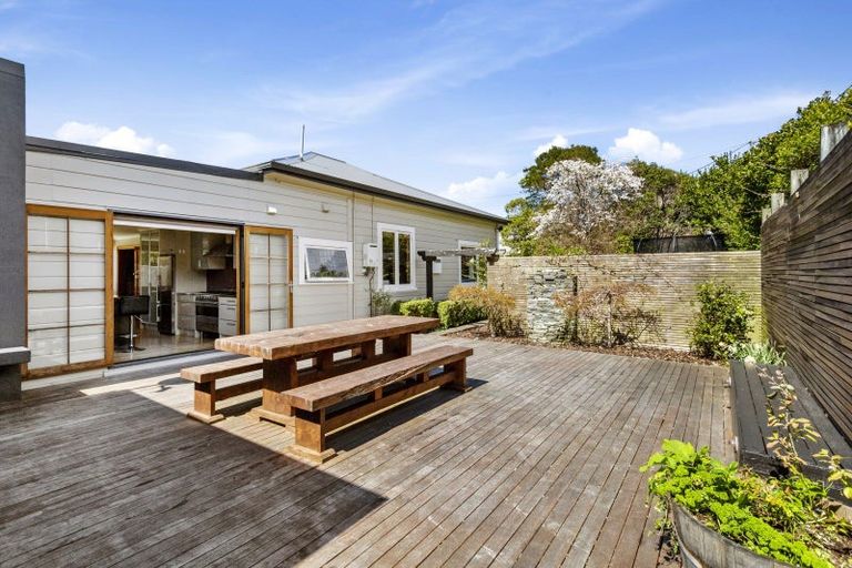 Photo of property in 32 Frankmoore Avenue, Johnsonville, Wellington, 6037