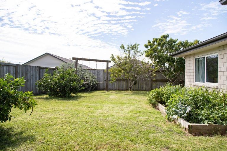 Photo of property in 59 Darlington Street, Ngatea, 3503