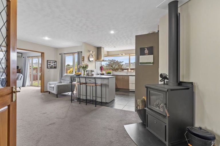 Photo of property in 2/34 English Street, Sockburn, Christchurch, 8042