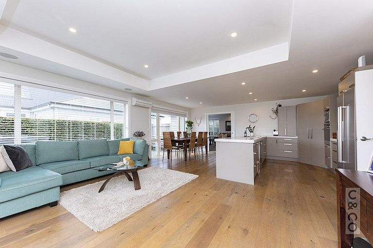 Photo of property in 65 Kaipara Portage Road, Riverhead, 0820