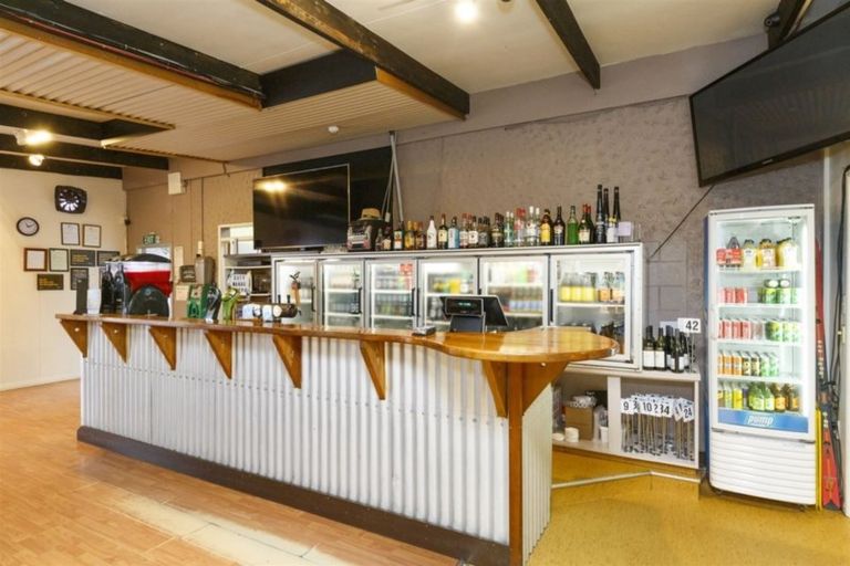 Photo of property in 63 Rangiotu Road, Himatangi, Palmerston North, 4477