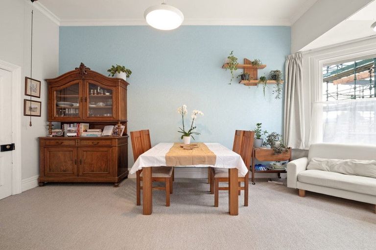 Photo of property in 77 Bedford Street, Saint Clair, Dunedin, 9012