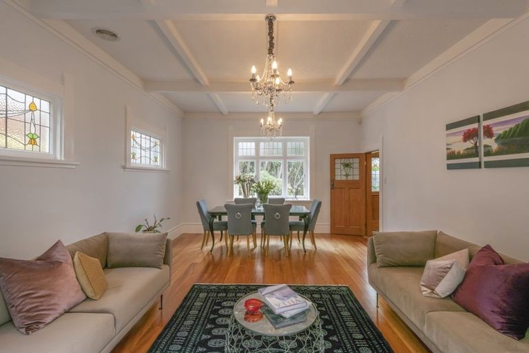 Photo of property in 103 Upland Road, Kelburn, Wellington, 6012