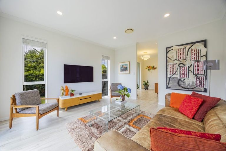 Photo of property in 67 Matua Road, Huapai, Kumeu, 0810