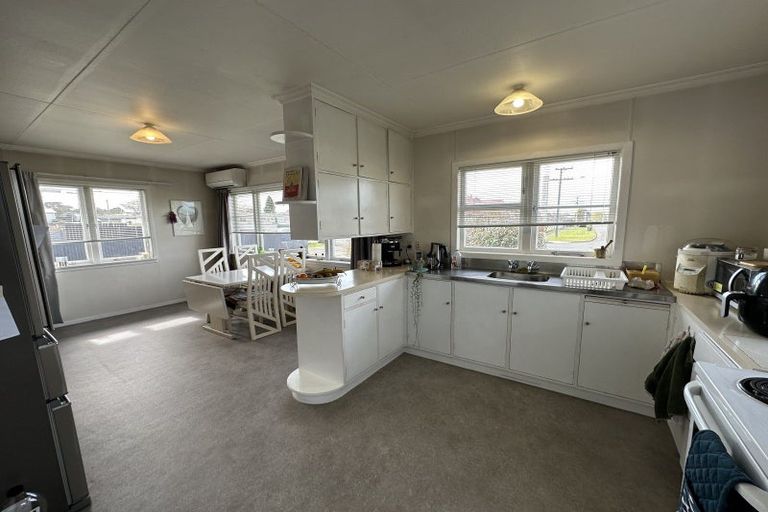 Photo of property in 19 Bedford Street, Eltham, 4322