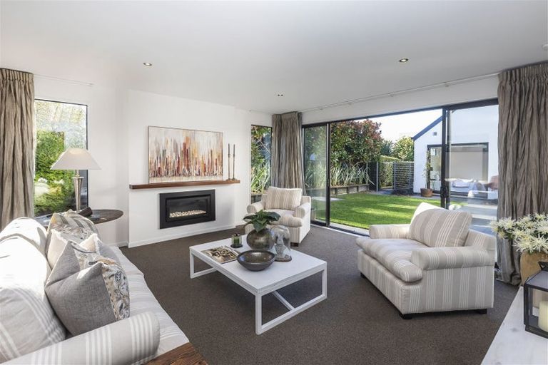 Photo of property in 43a Hamilton Avenue, Ilam, Christchurch, 8041