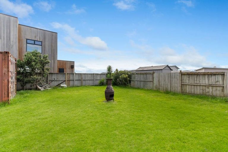 Photo of property in 147 Rangiora Crescent, Matarangi, Whitianga, 3592