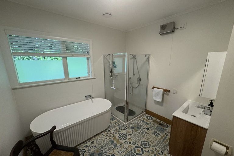 Photo of property in 26 Burma Road, Khandallah, Wellington, 6035