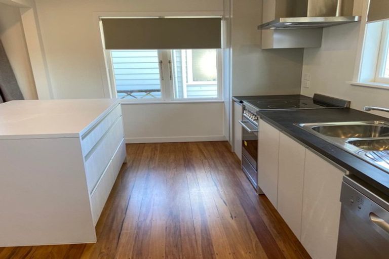 Photo of property in 3 Adriatic Avenue, Henderson, Auckland, 0612