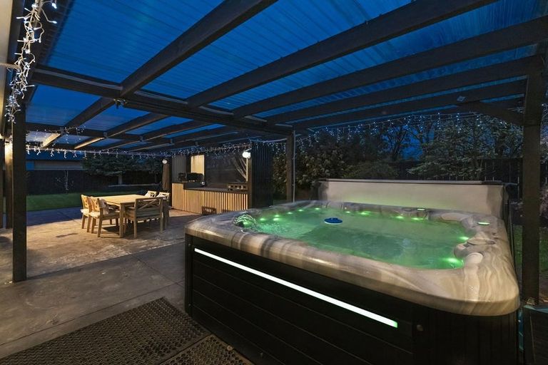 Photo of property in 6b Heritage Close, Rolleston, 7614