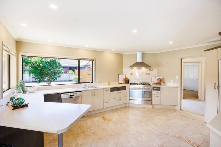 Photo of property in 14 Masefield Terrace, Kelvin Grove, Palmerston North, 4414