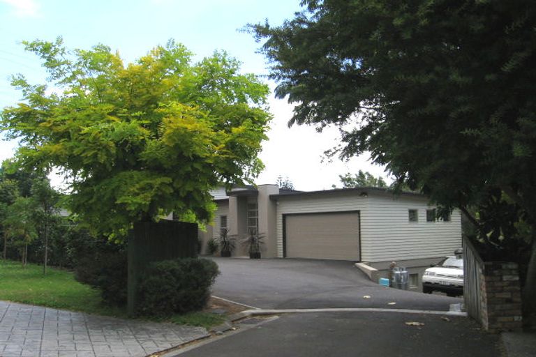 Photo of property in 8 Convamore Lane, Mount Wellington, Auckland, 1060