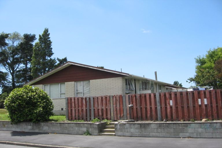 Photo of property in 2/9 Bonar Place, Woolston, Christchurch, 8062