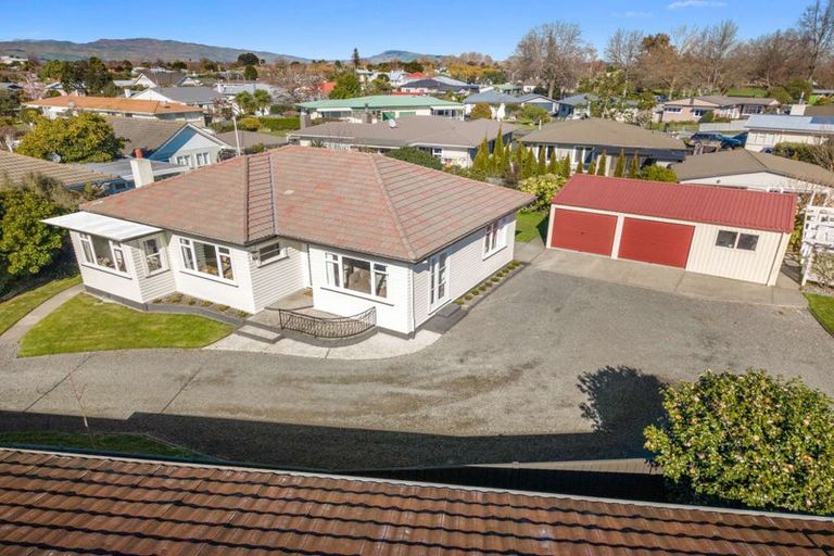 Photo of property in 221 Saint Leonards Avenue, Saint Leonards, Hastings, 4120