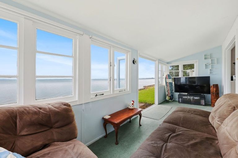 Photo of property in 63a Torkar Road, Clarks Beach, 2122