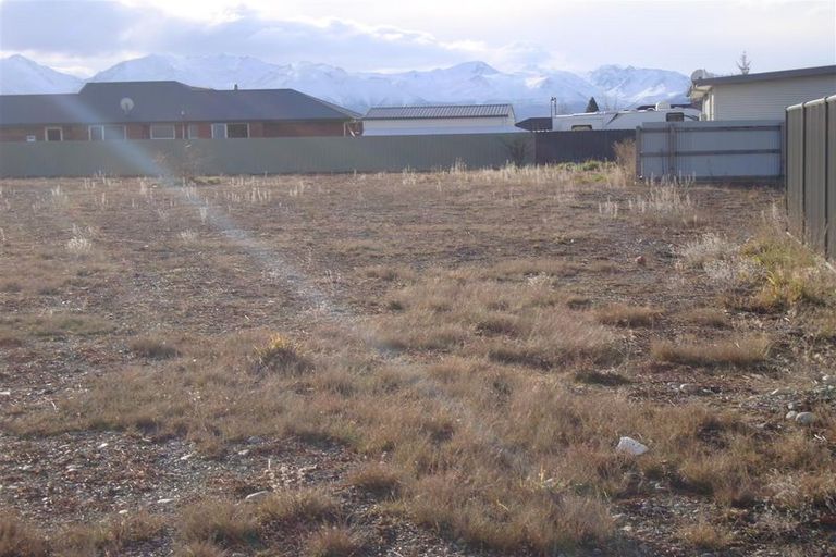 Photo of property in 13 Unwin Place, Twizel, 7901