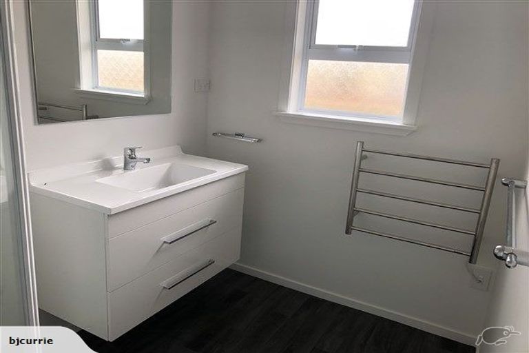 Photo of property in 35 Lombard Street, Palmerston North, 4410