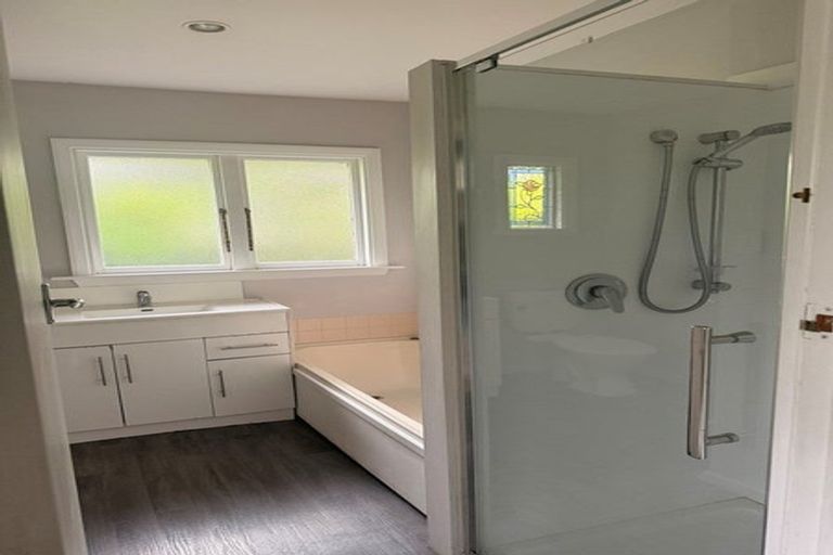 Photo of property in 233 Greers Road, Bryndwr, Christchurch, 8053