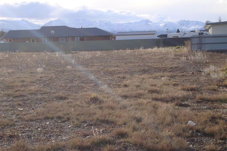 Photo of property in 13 Unwin Place, Twizel, 7901