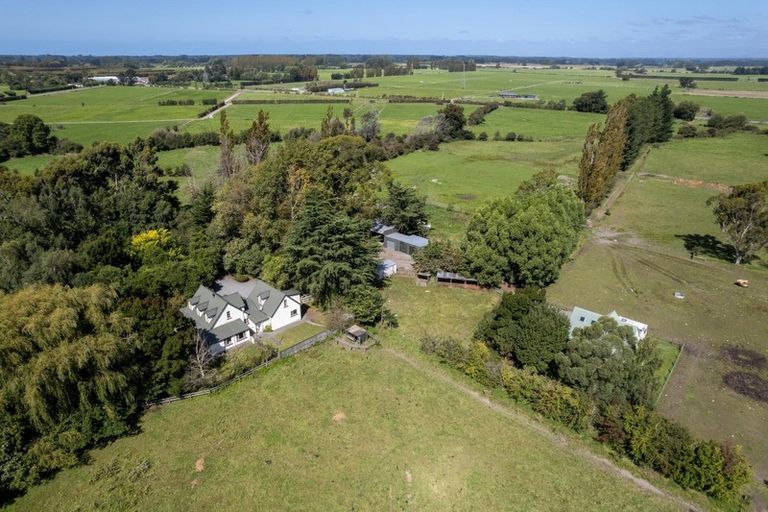 Photo of property in 97 Northbrook Road, Rangiora, 7400