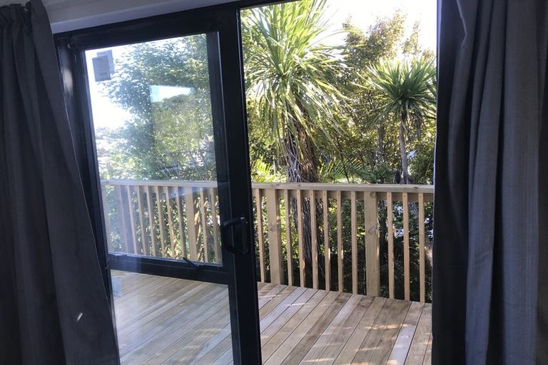 Photo of property in 38 Tree View Avenue, Glenfield, Auckland, 0629