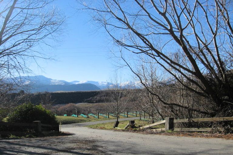 Photo of property in 142 Tucker Beach Road, Lower Shotover, Queenstown, 9371