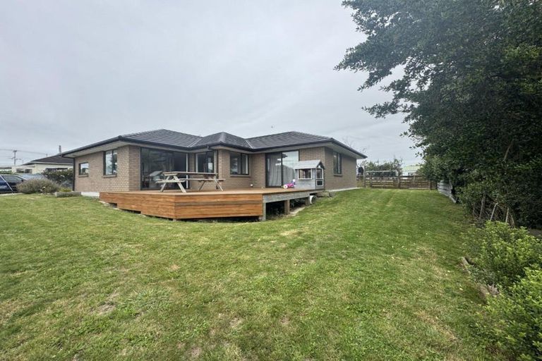 Photo of property in 12e Pukepapa Road, Marton, 4710