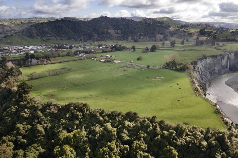 Photo of property in 22 Raumaewa Road, Mangaweka, 4797