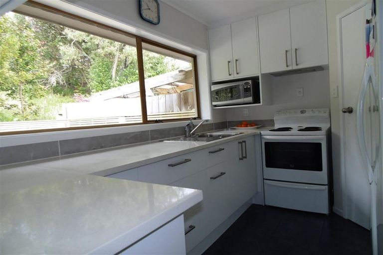 Photo of property in 1/100 Stredwick Drive, Torbay, Auckland, 0630