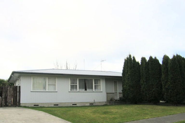 Photo of property in 2 Guildford Street, Tamatea, Napier, 4112