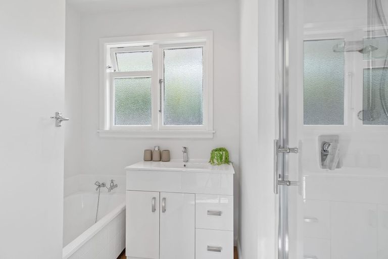 Photo of property in 265 Wainoni Road, Avondale, Christchurch, 8061