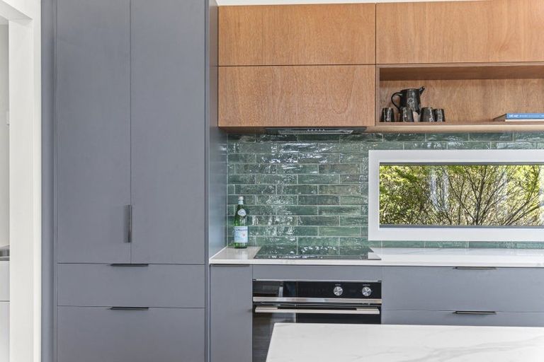 Photo of property in 120a Mangorei Road, Merrilands, New Plymouth, 4312