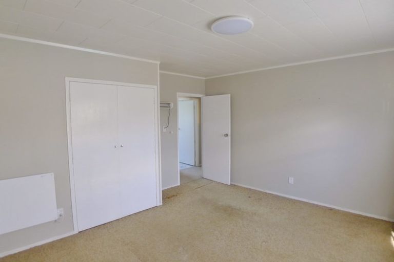 Photo of property in 2/60 Gardner Avenue, New Lynn, Auckland, 0600