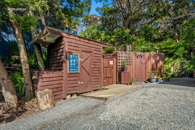 Photo of property in 5b Hobbs Road, Matakatia, Whangaparaoa, 0930