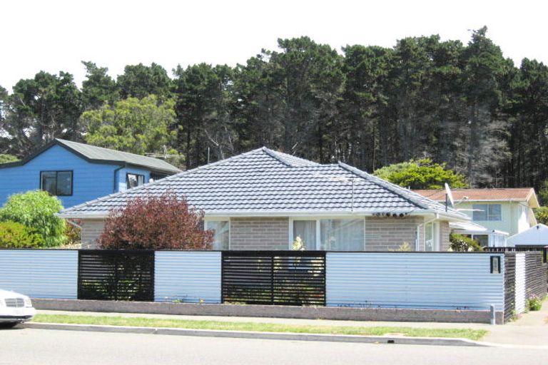 Photo of property in 1/256 Estuary Road, South New Brighton, Christchurch, 8062