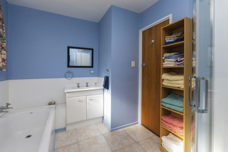 Photo of property in 19 Kawau Crescent, Bromley, Christchurch, 8062