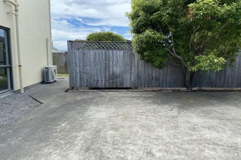 Photo of property in 120d Elizabeth Street, Riccarton, Christchurch, 8041