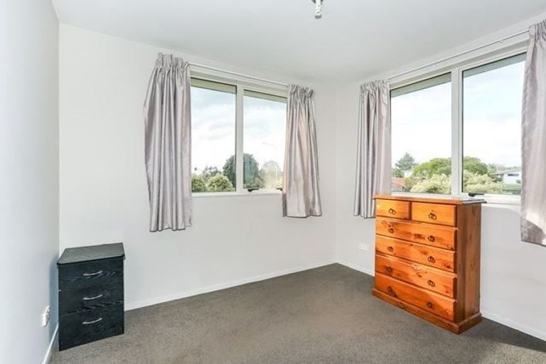 Photo of property in 1 Erceg Way, Rosehill, Papakura, 2113